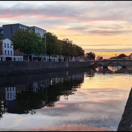 Lived-in Gem, Dublin